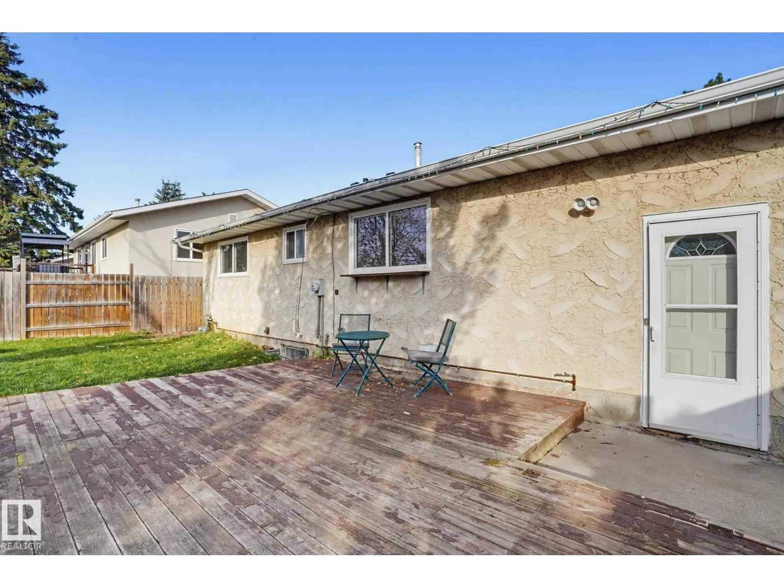 64 WINCHESTER AV