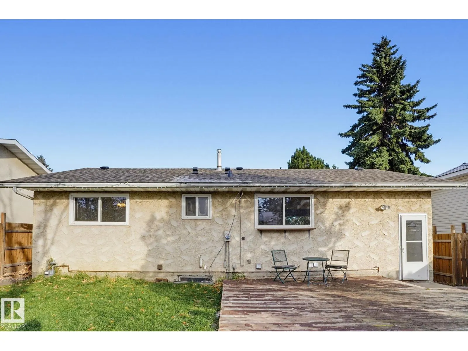 64 WINCHESTER AV