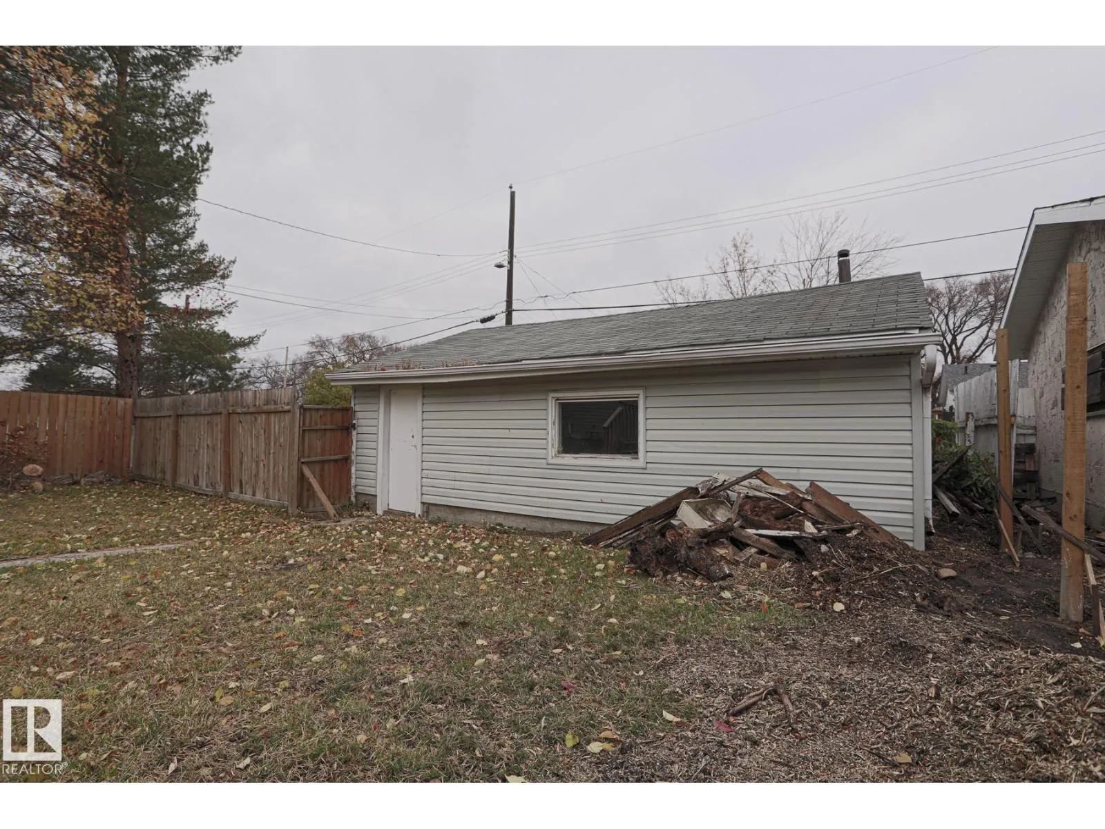 3422 119A AV NW NW