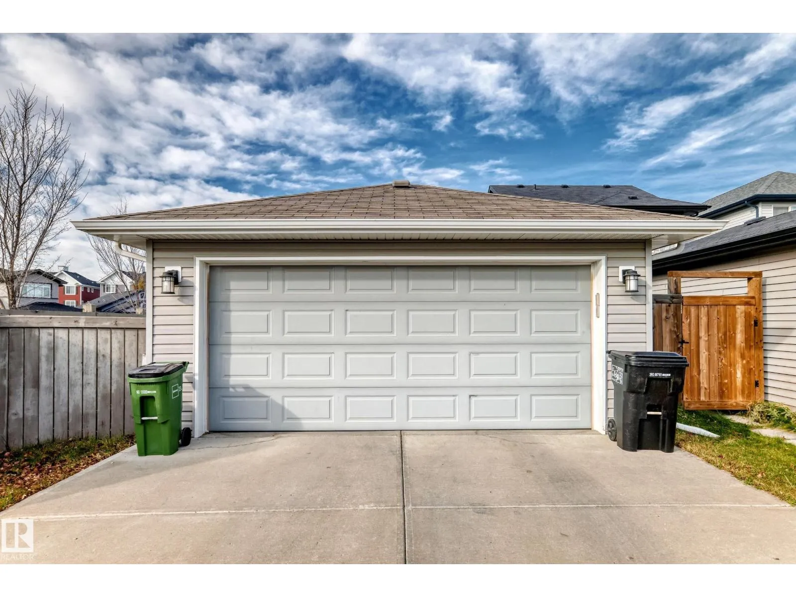 7423 179 AV NW