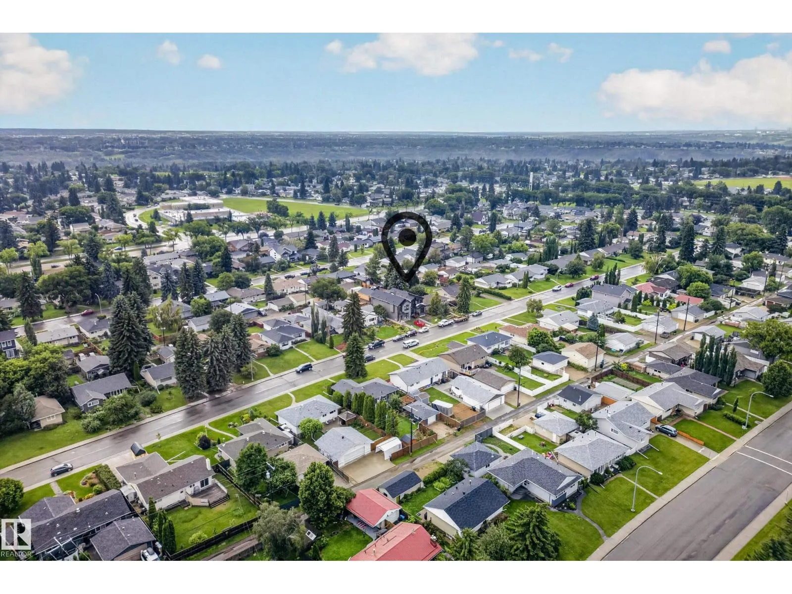 5604 105 AV NW