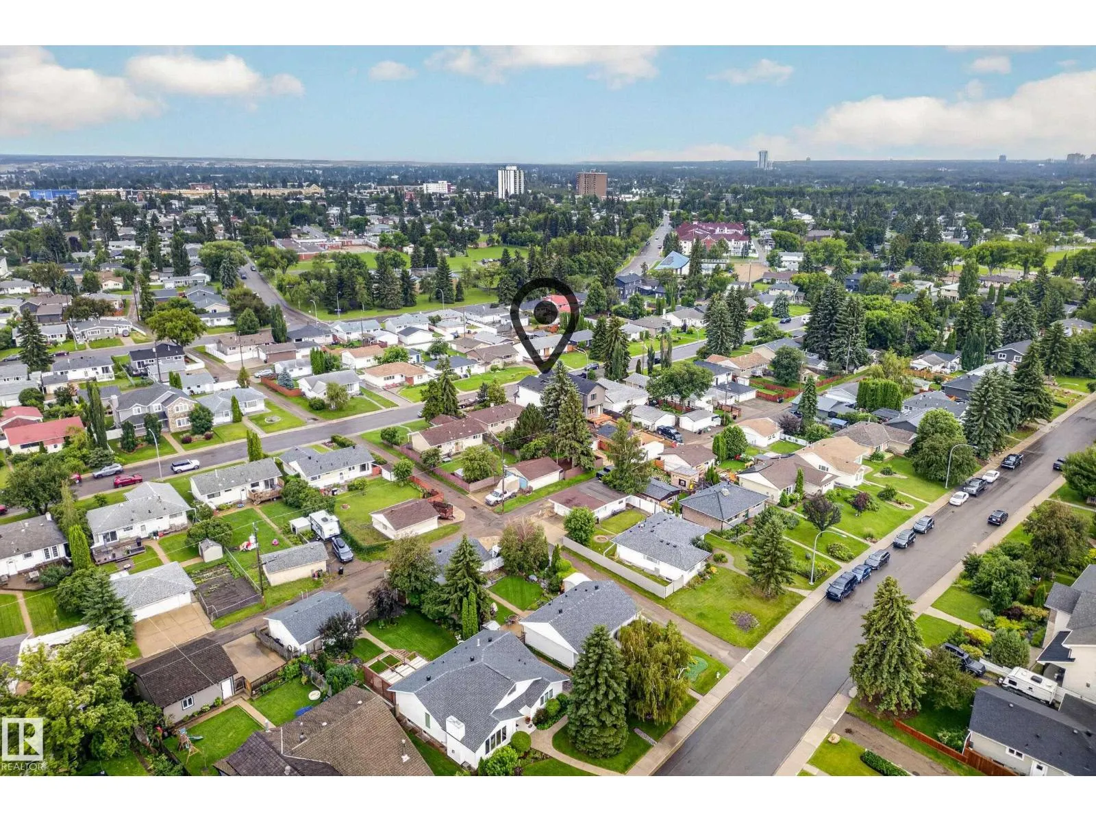 5604 105 AV NW