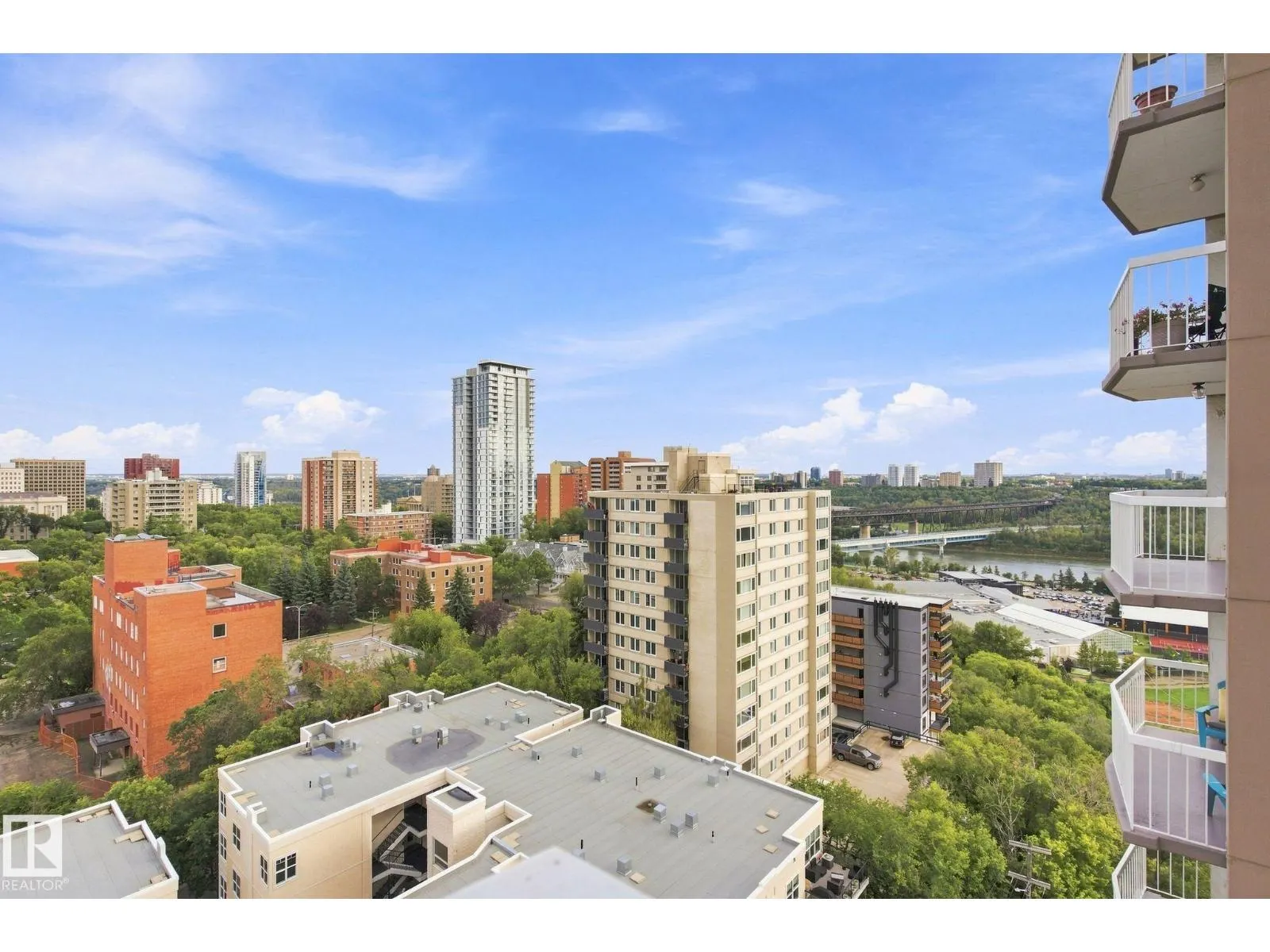 #1507 9835 113 ST NW