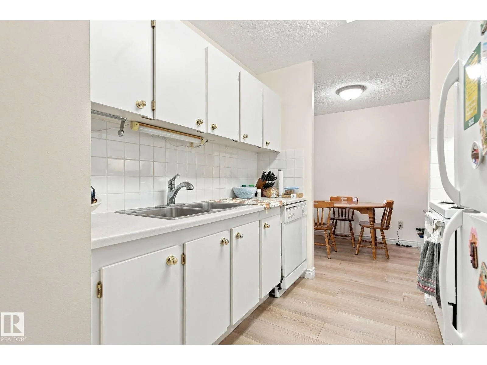 #1507 9835 113 ST NW
