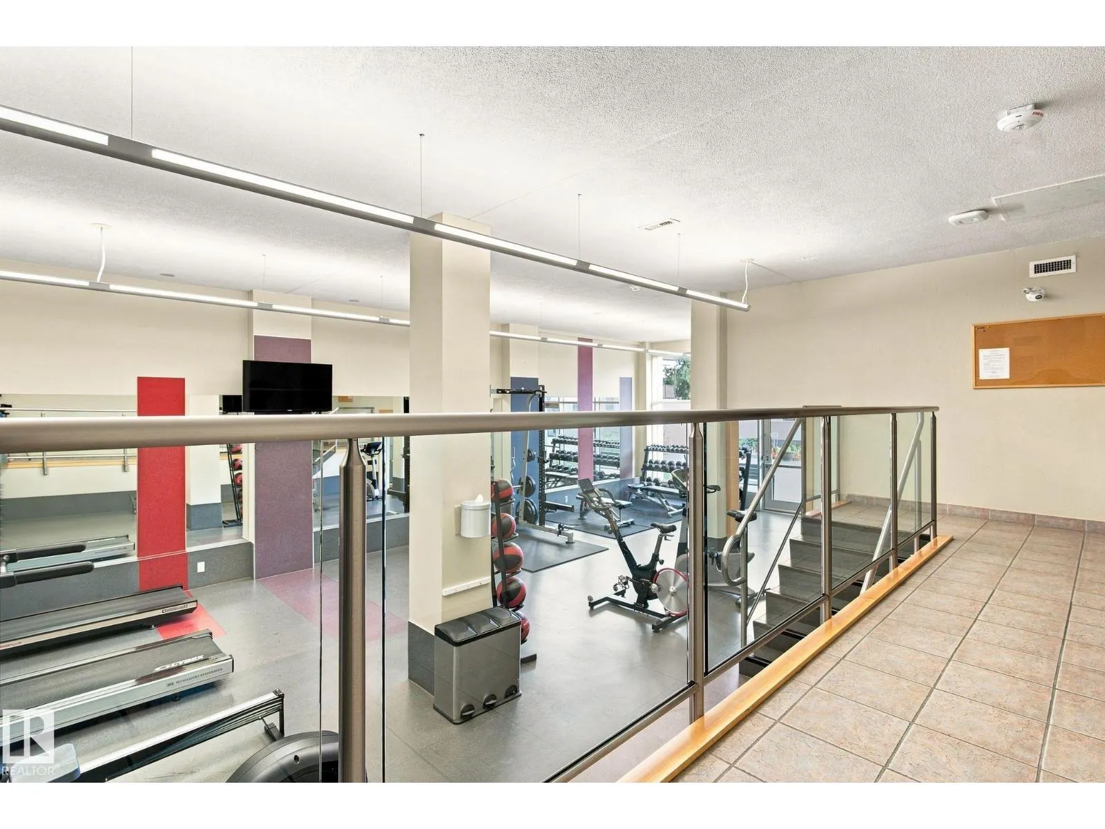 #1507 9835 113 ST NW
