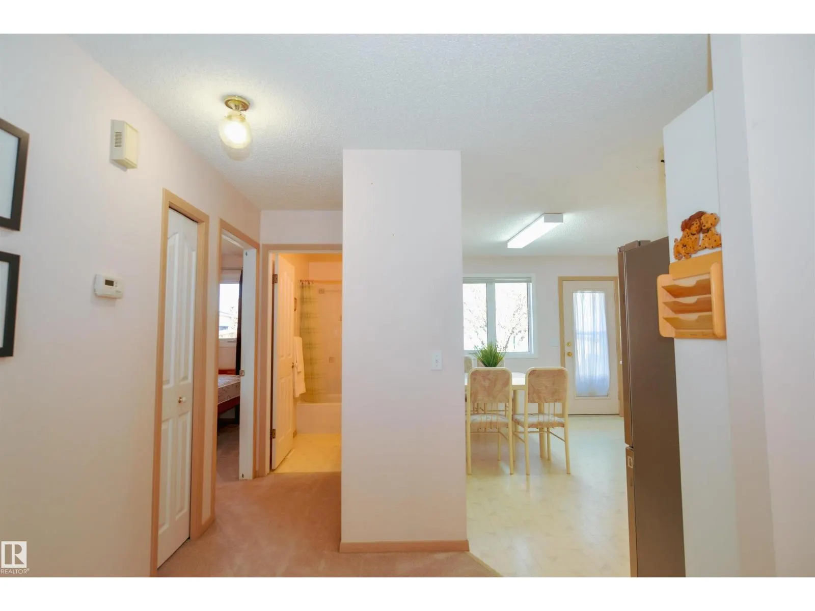 7936 154 AV NW