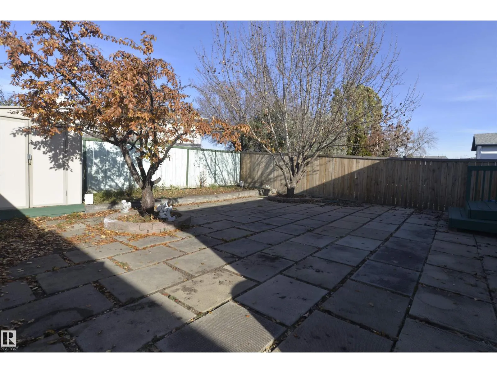 7936 154 AV NW