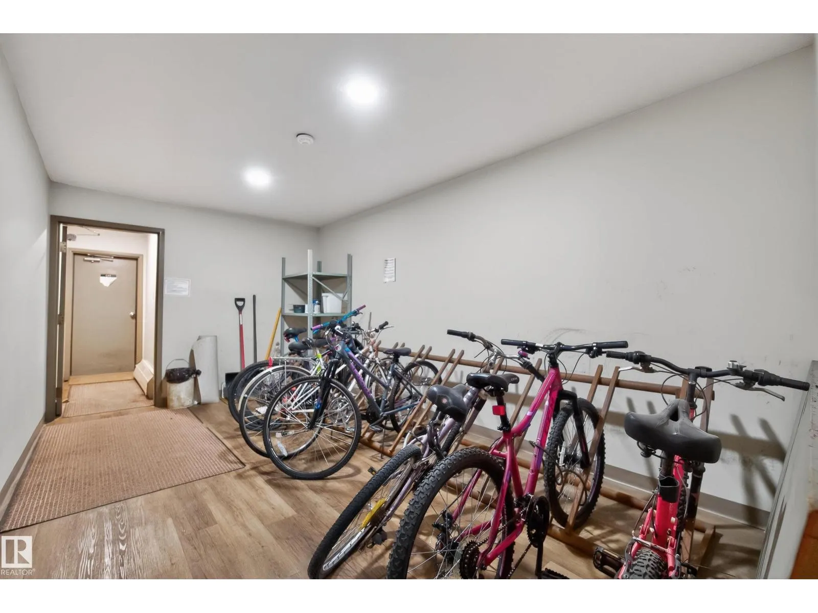 #302 10148 118 ST NW