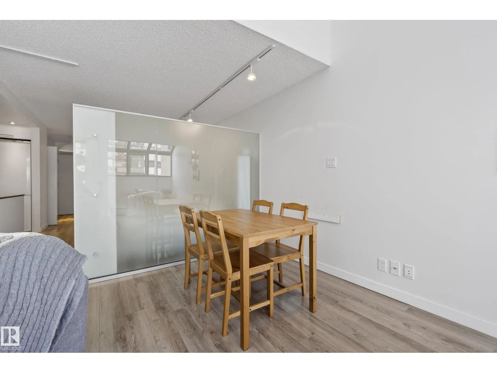 #302 10148 118 ST NW