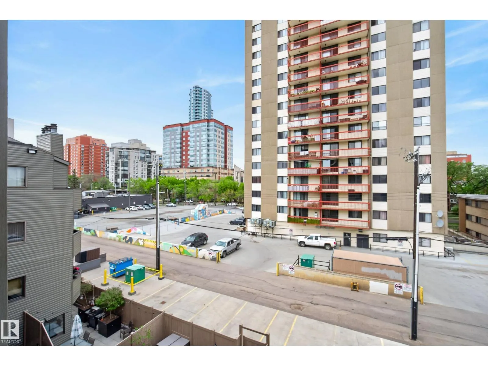 #302 10148 118 ST NW