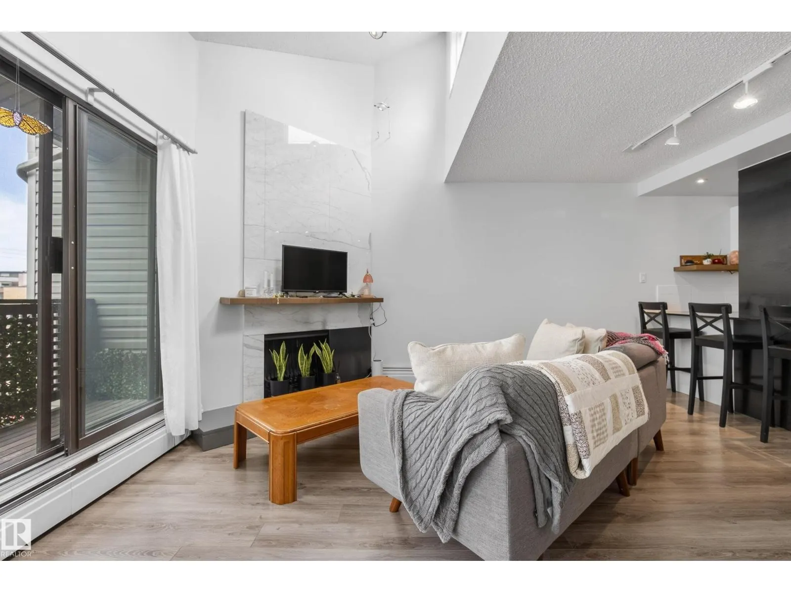 #302 10148 118 ST NW