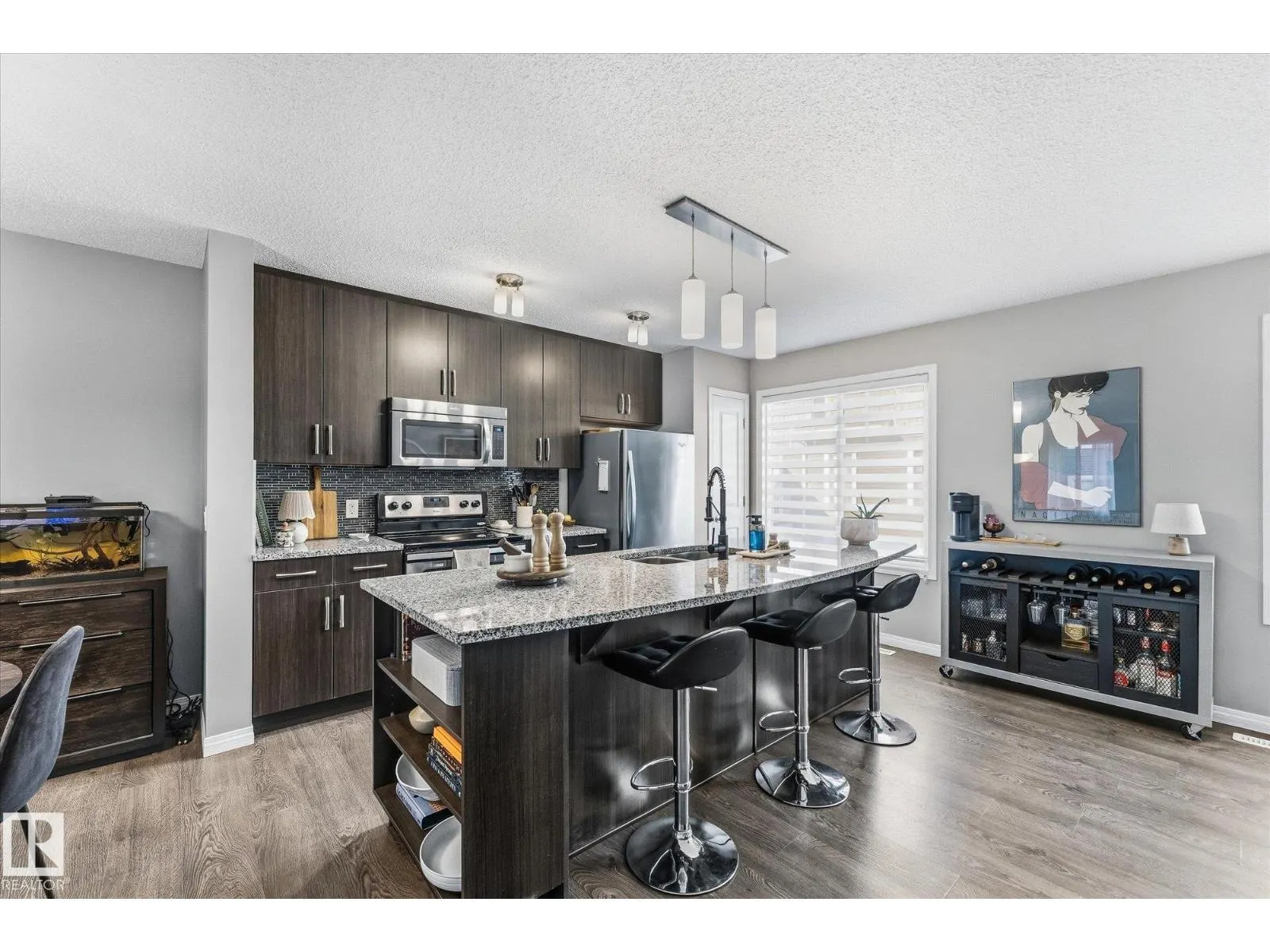 #18 4050 SAVARYN DR SW