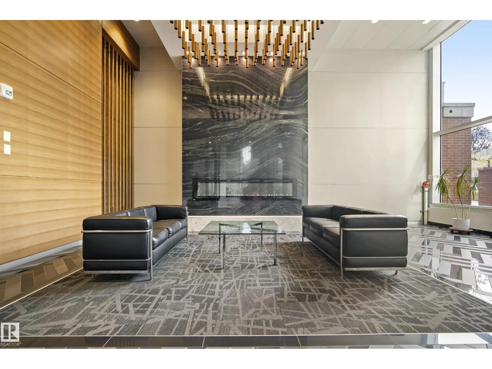 #2502 9720 106 ST NW