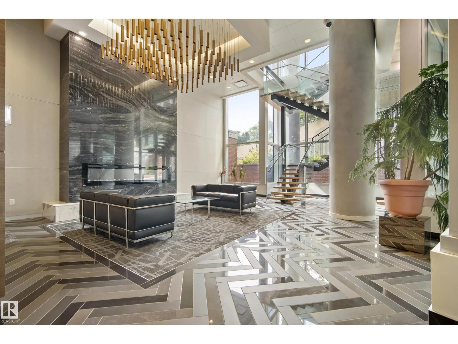 #2502 9720 106 ST NW