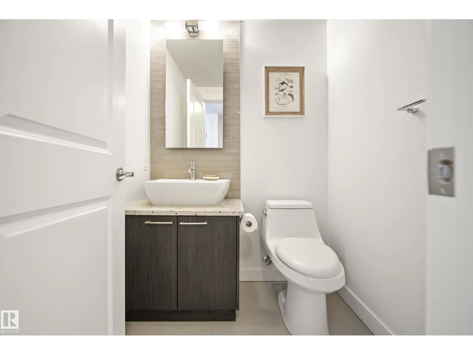 #2502 9720 106 ST NW