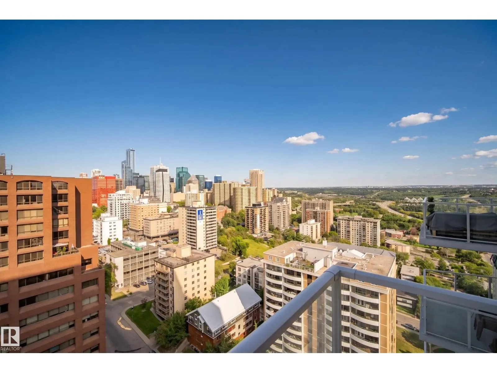 #2502 9720 106 ST NW