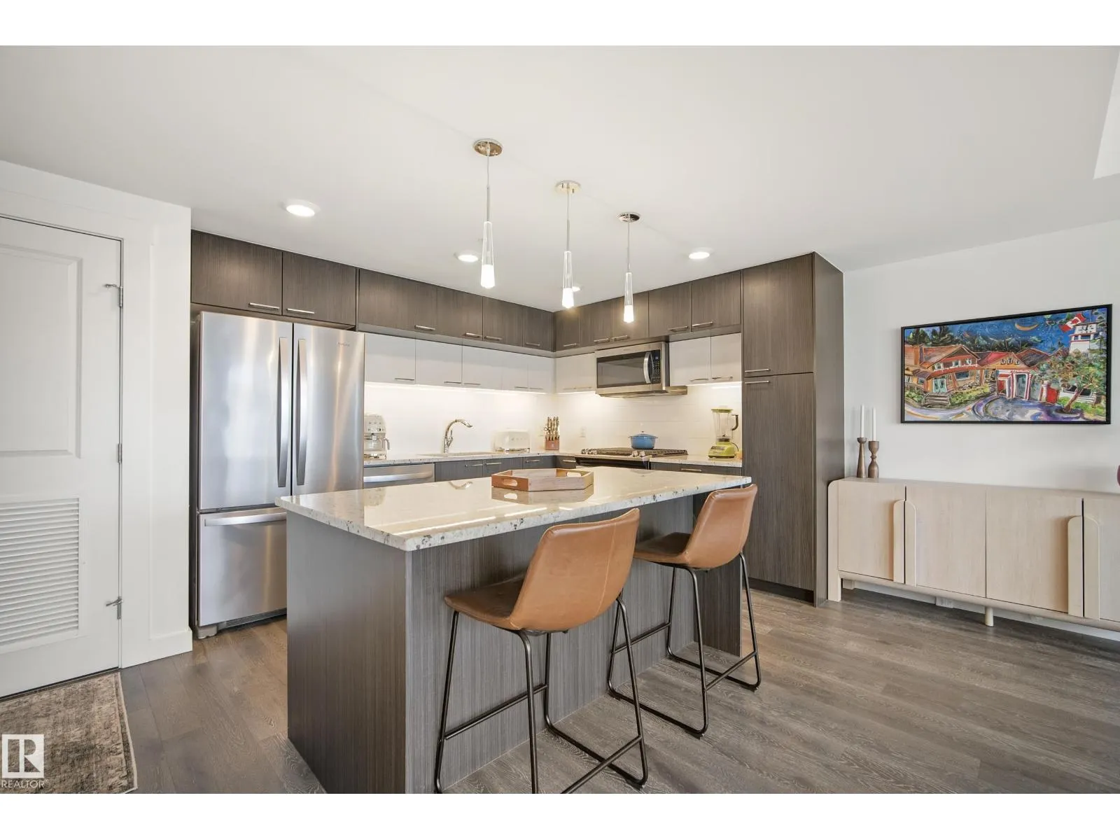 #2502 9720 106 ST NW