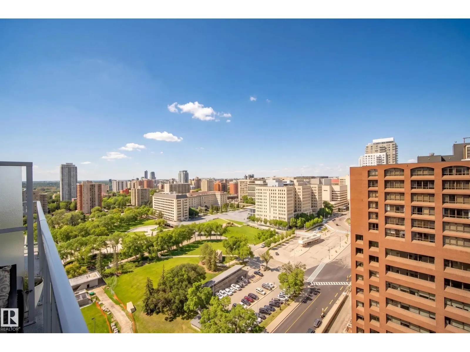 #2502 9720 106 ST NW