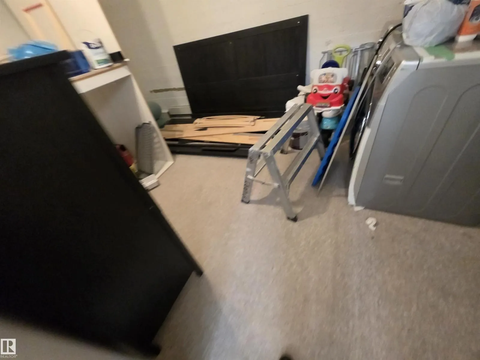 #101 10355 105 ST NW