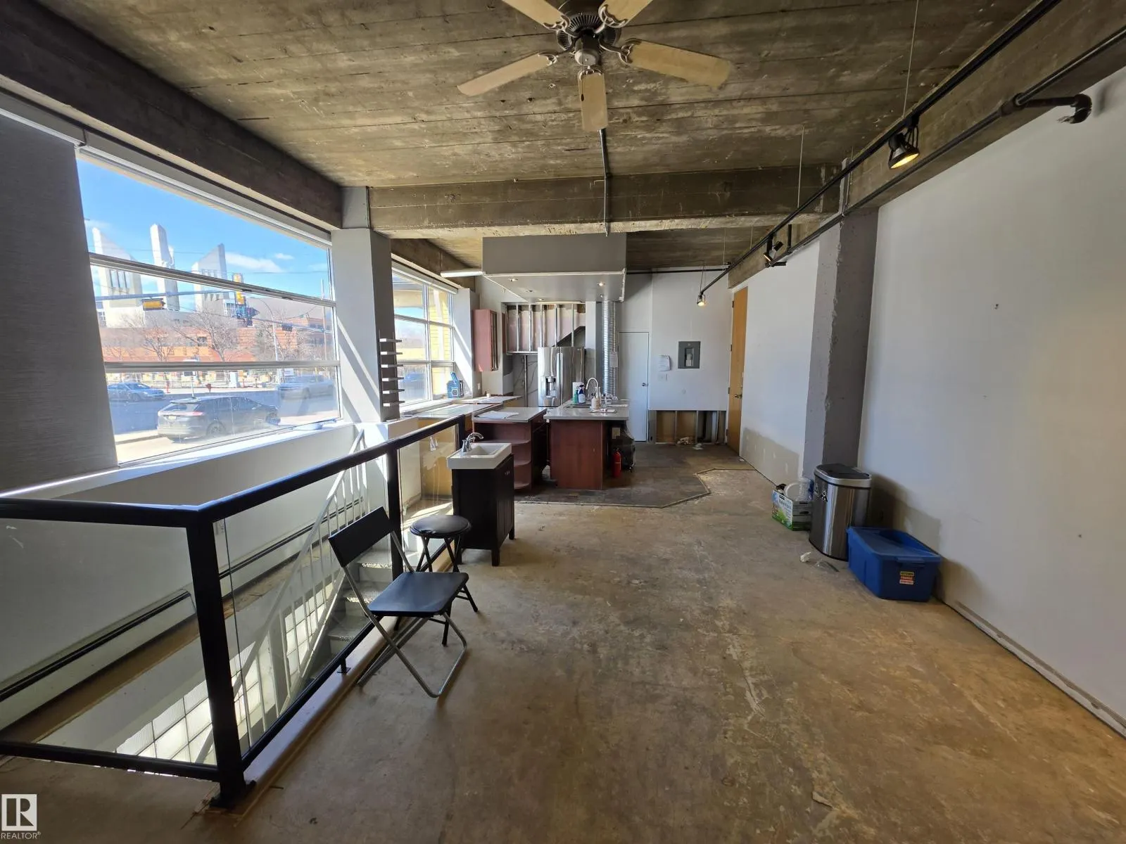 #101 10355 105 ST NW