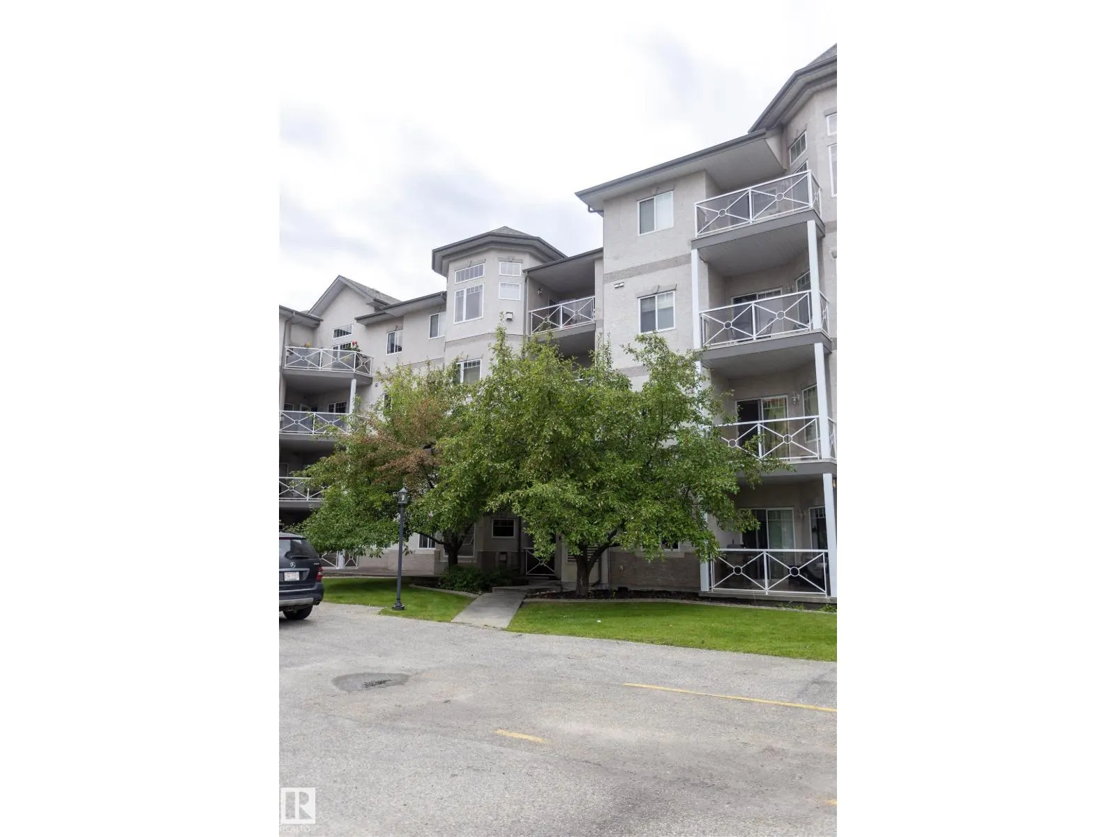 #204 2420 108 ST NW