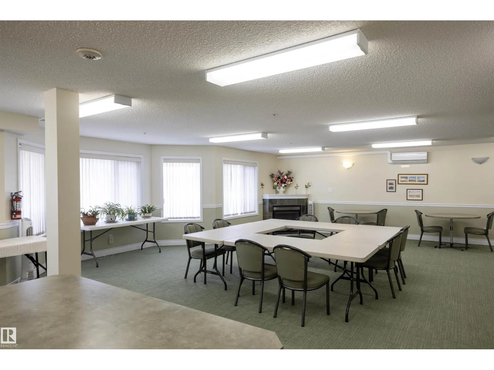 #204 2420 108 ST NW