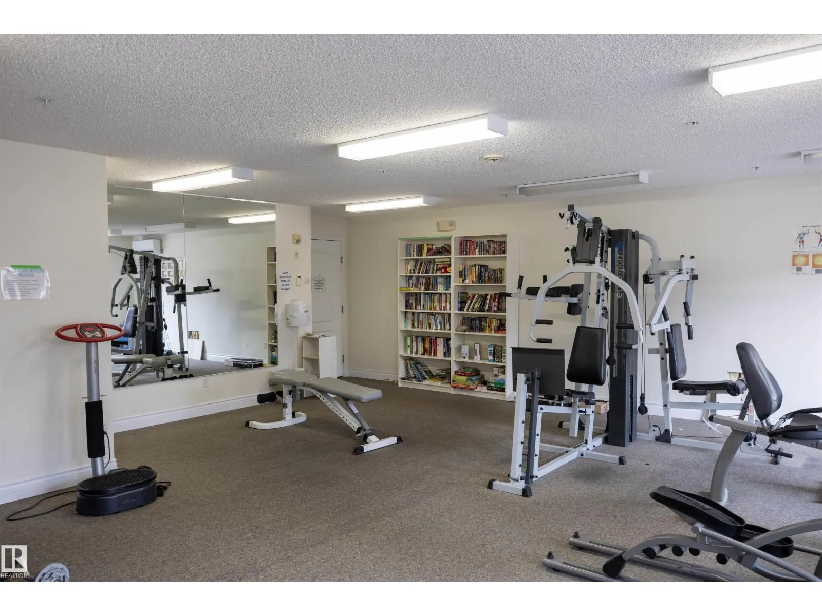 #204 2420 108 ST NW