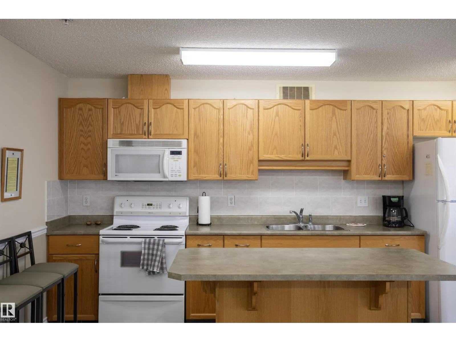 #204 2420 108 ST NW