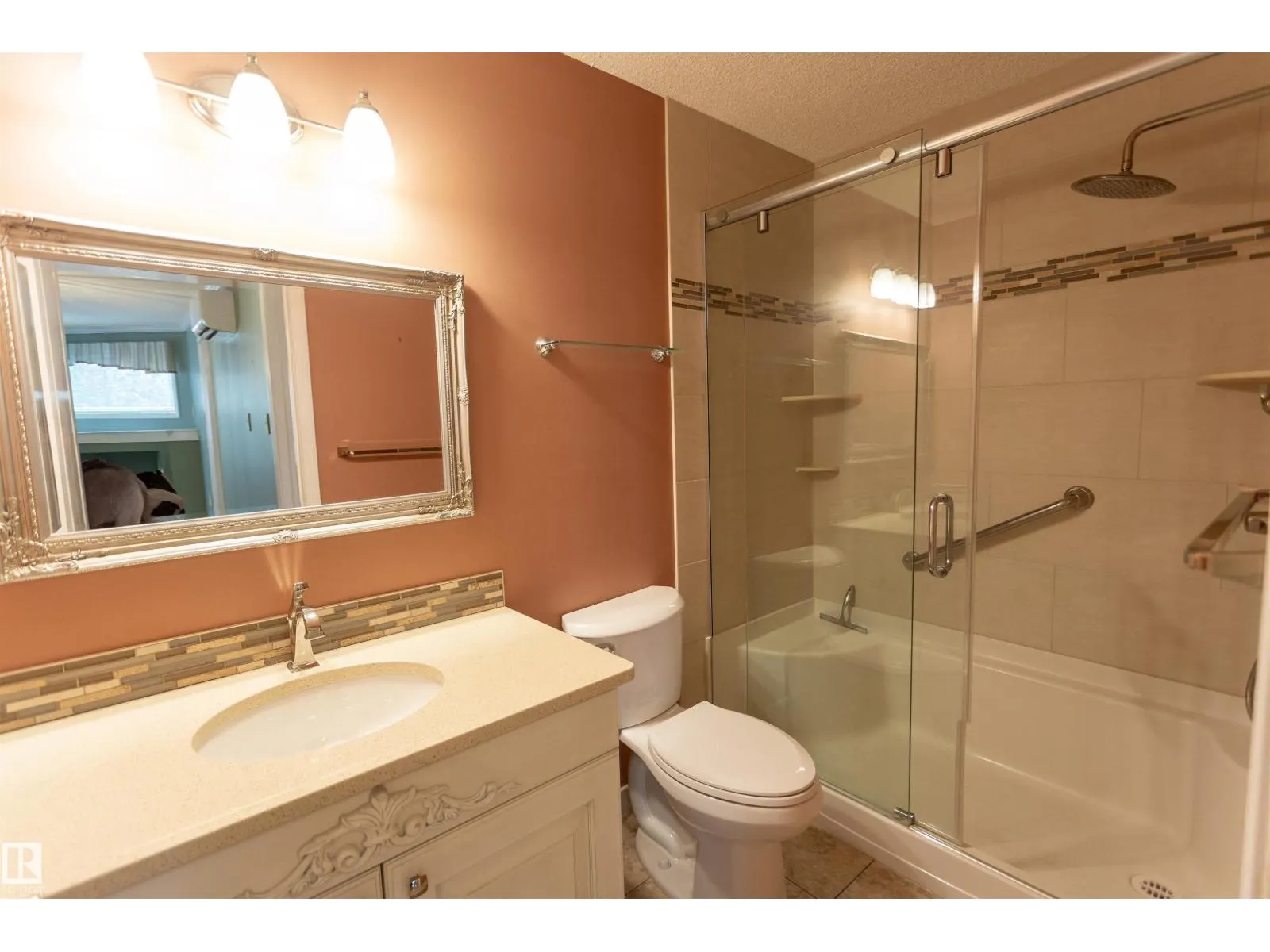 #204 2420 108 ST NW