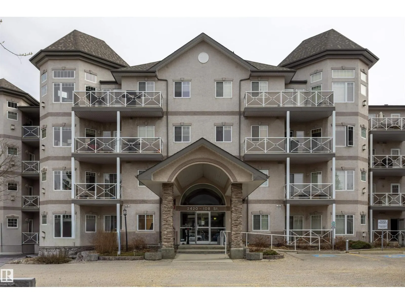 #204 2420 108 ST NW