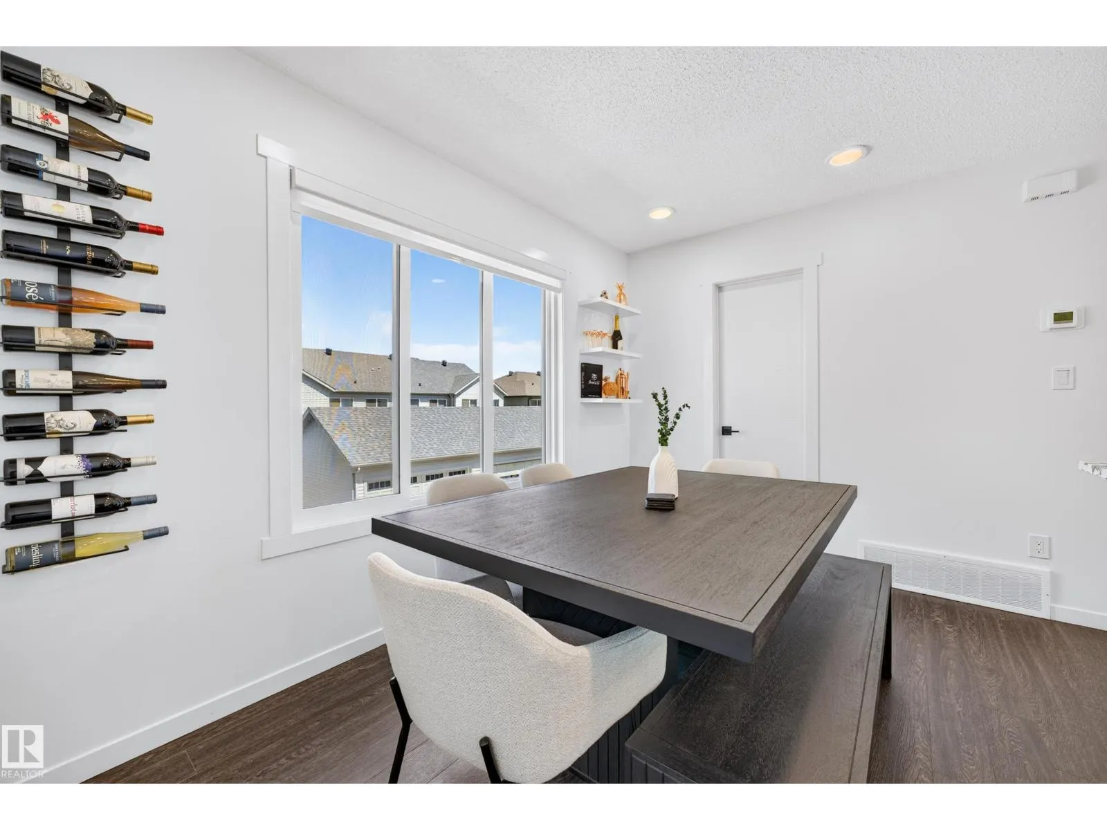 #13 850 Secord BV NW