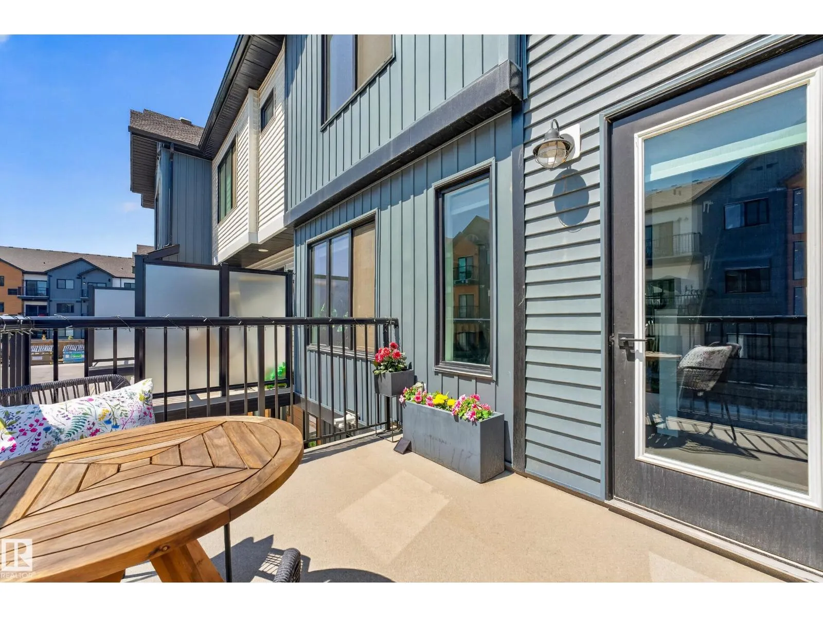 #13 850 Secord BV NW