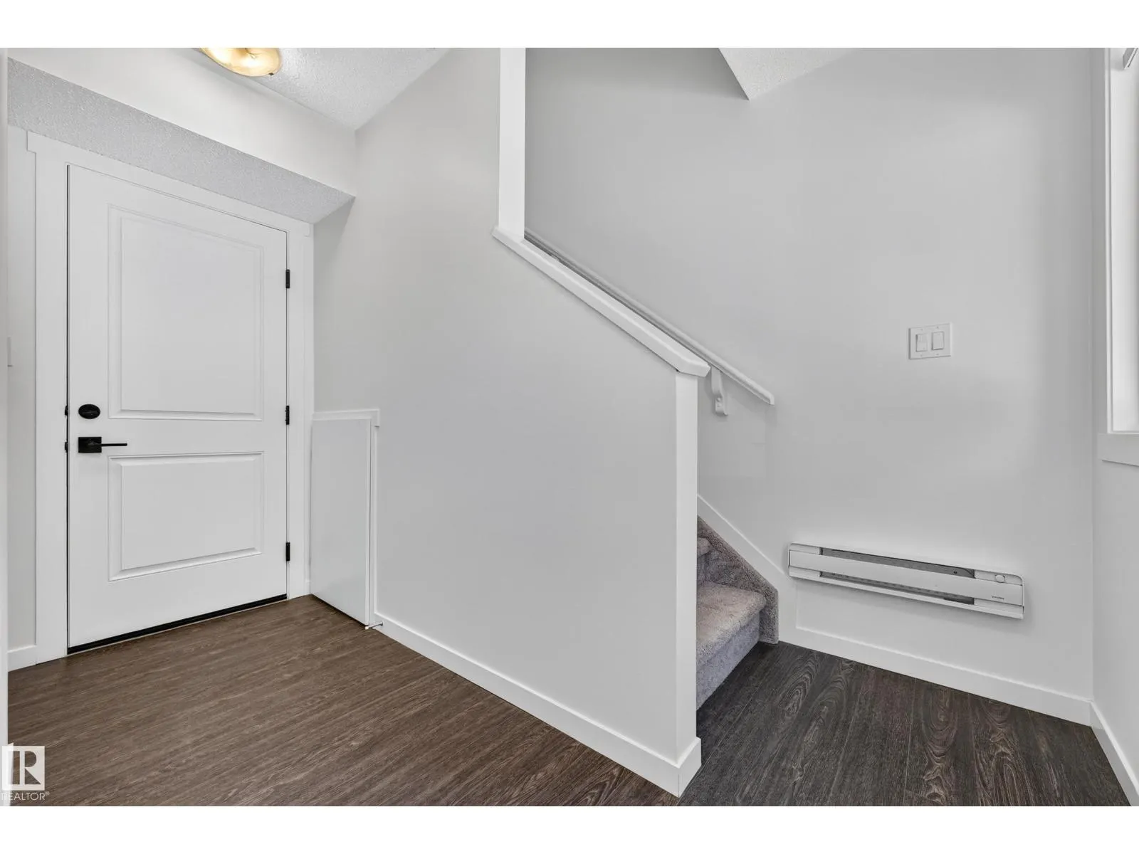 #13 850 Secord BV NW