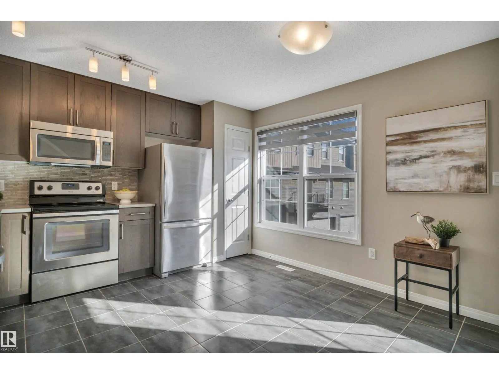 #1 4029 ORCHARDS DR SW