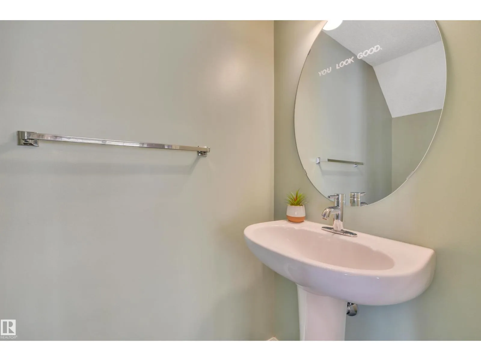 #1 4029 ORCHARDS DR SW