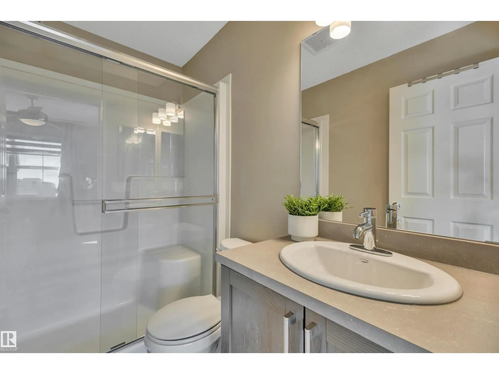 #1 4029 ORCHARDS DR SW