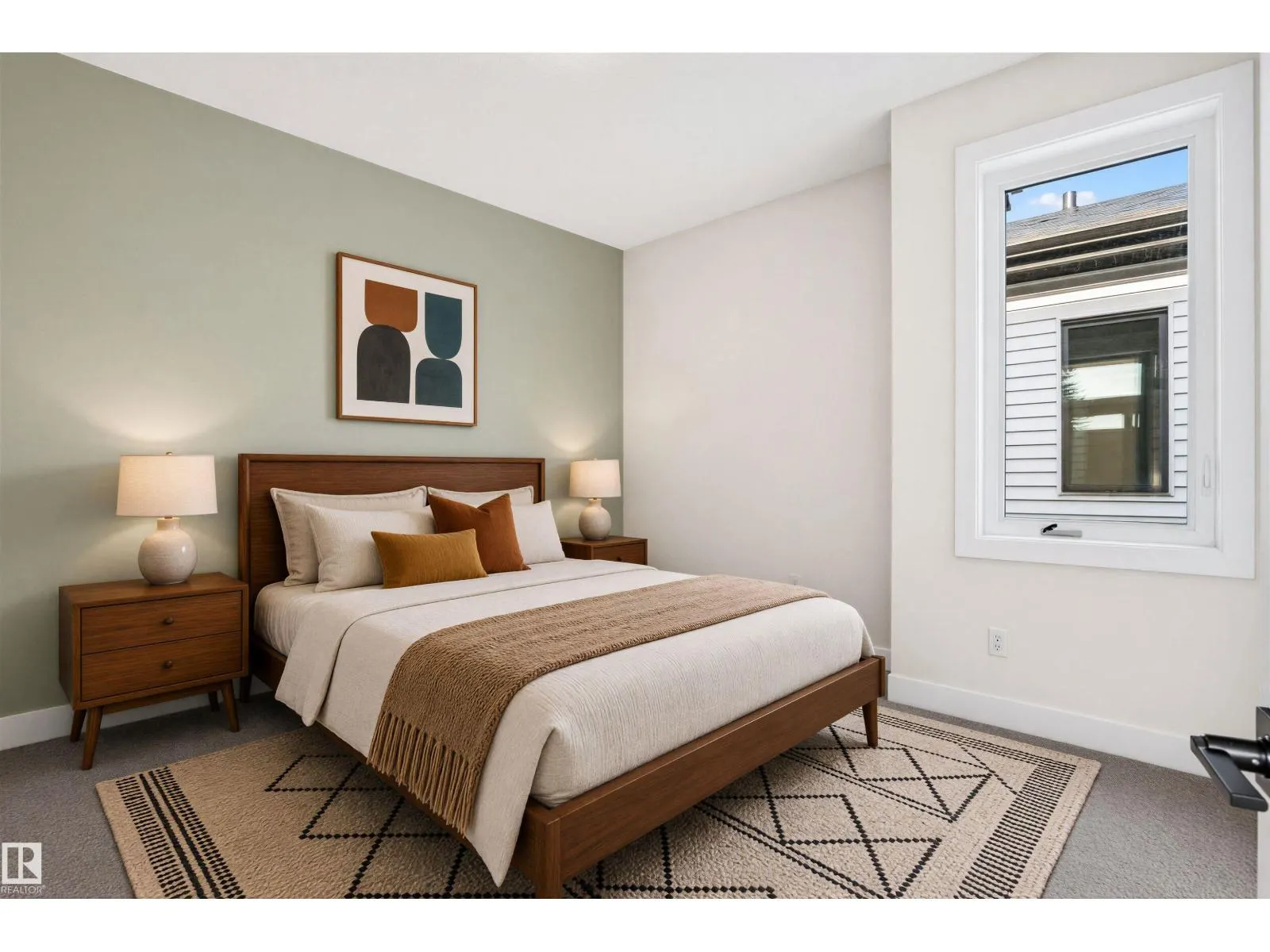 5606 105 AV NW