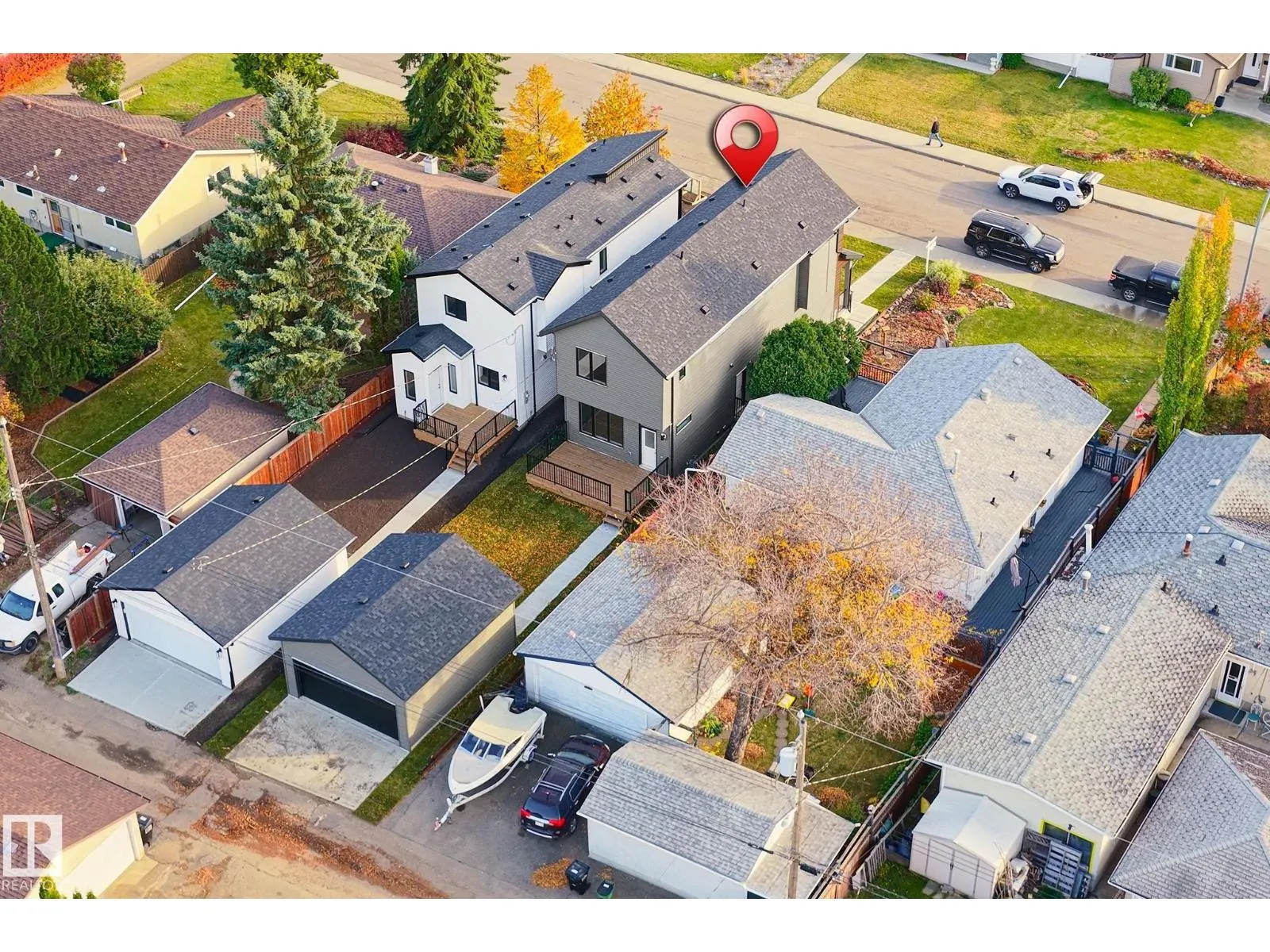 5606 105 AV NW