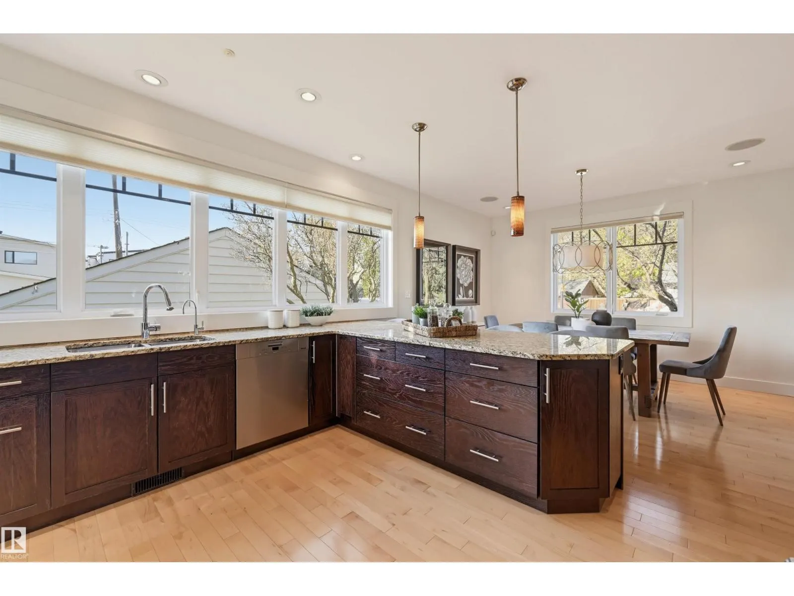 14505 97 AV NW