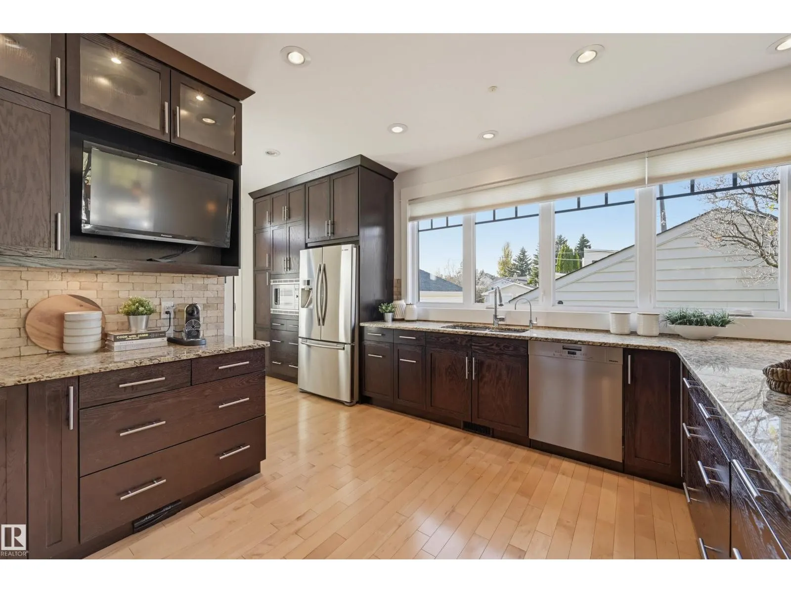 14505 97 AV NW