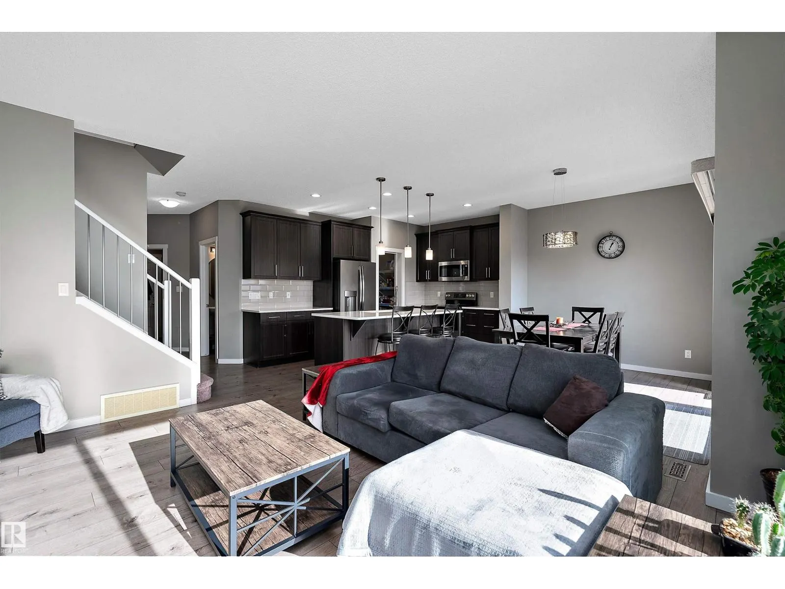 564 REYNALDS WD