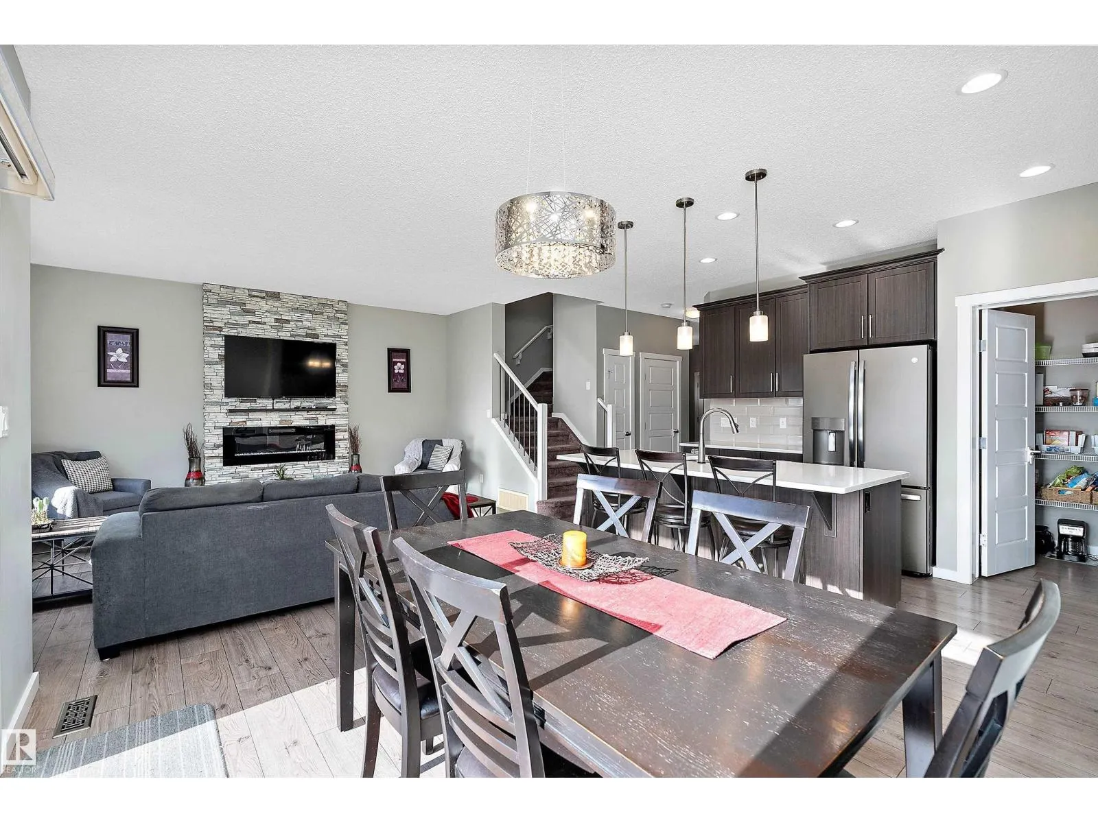 564 REYNALDS WD