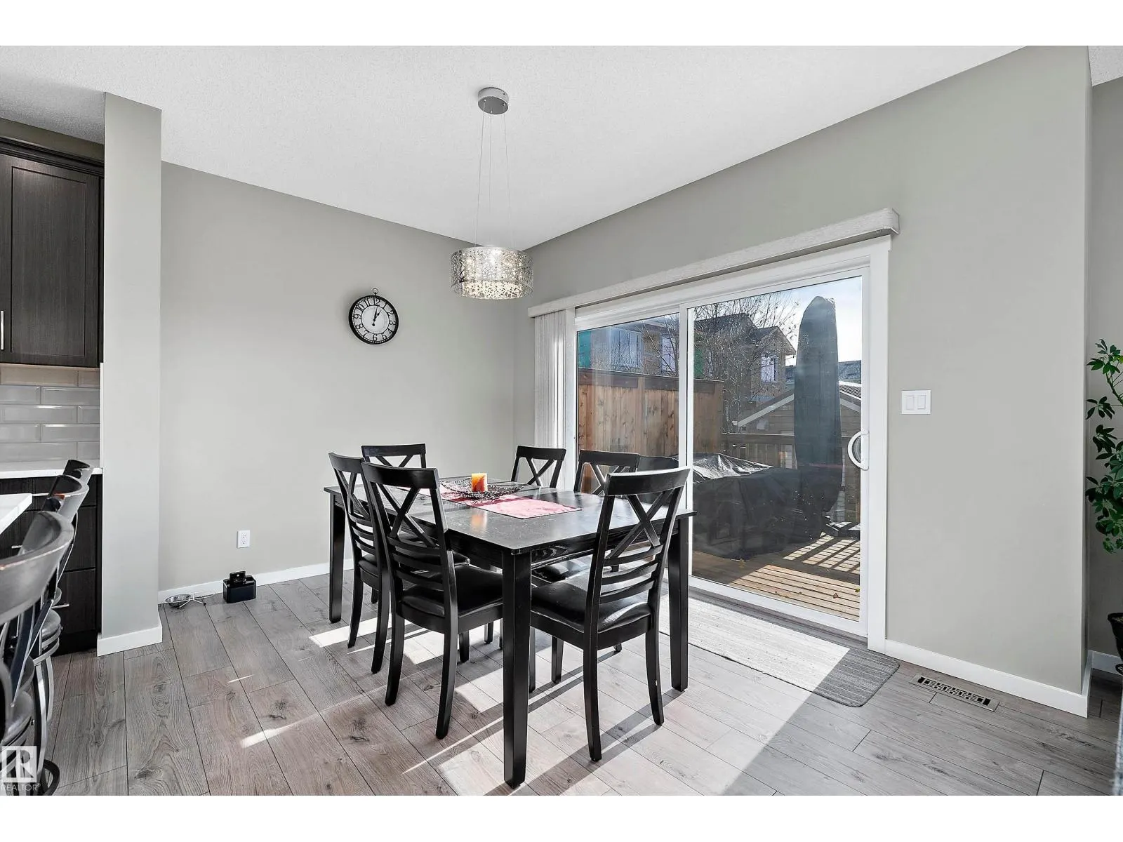 564 REYNALDS WD