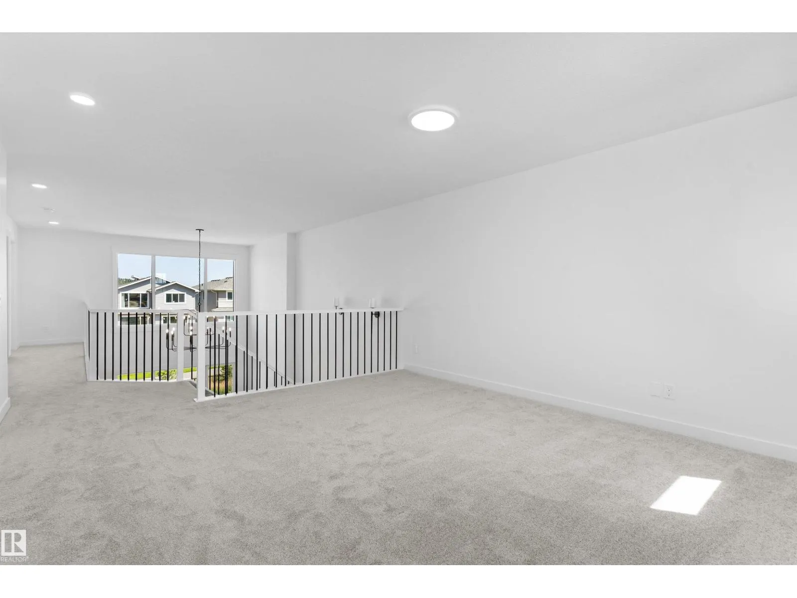 2224 5 AV NW