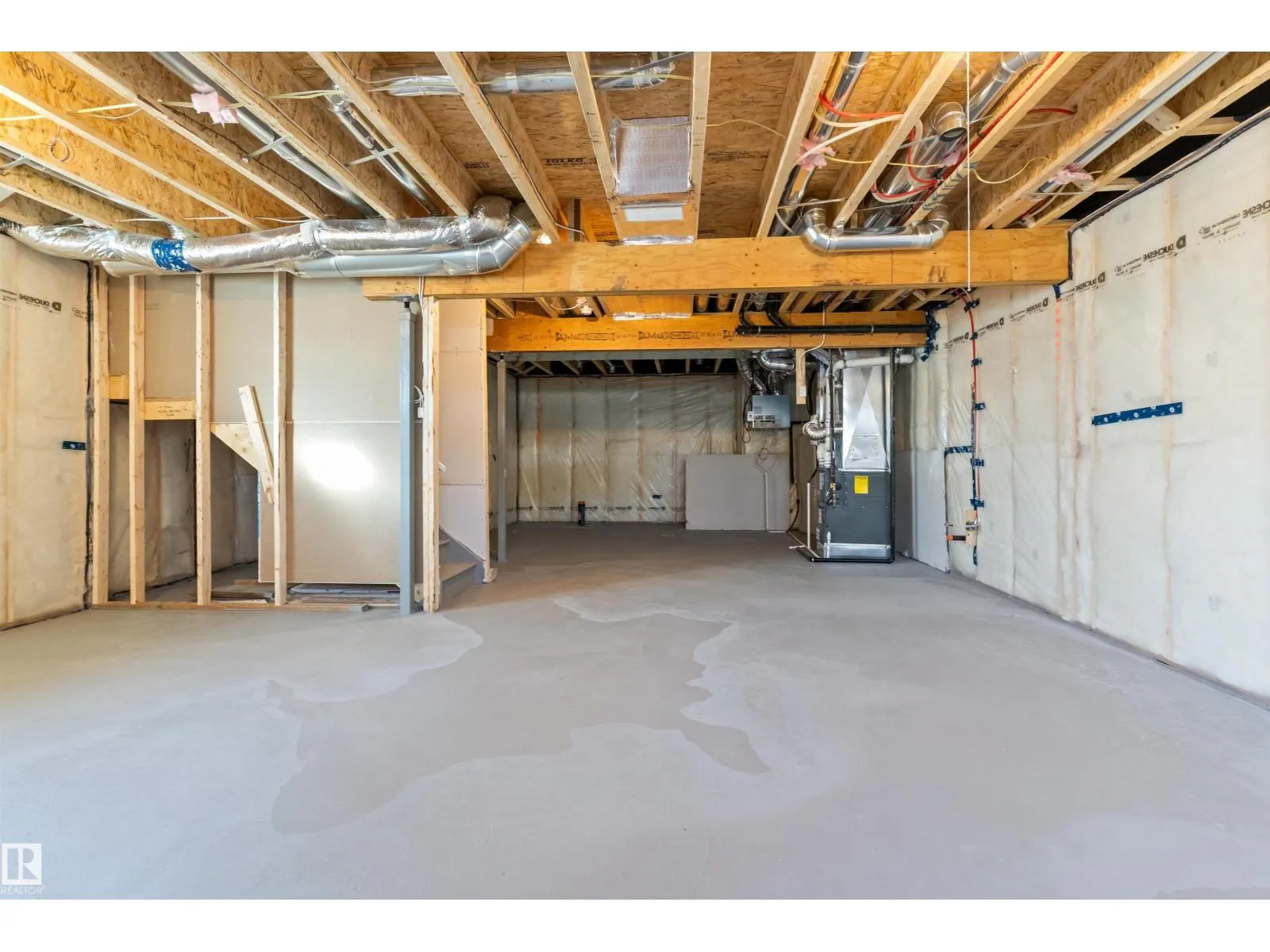 2224 5 AV NW