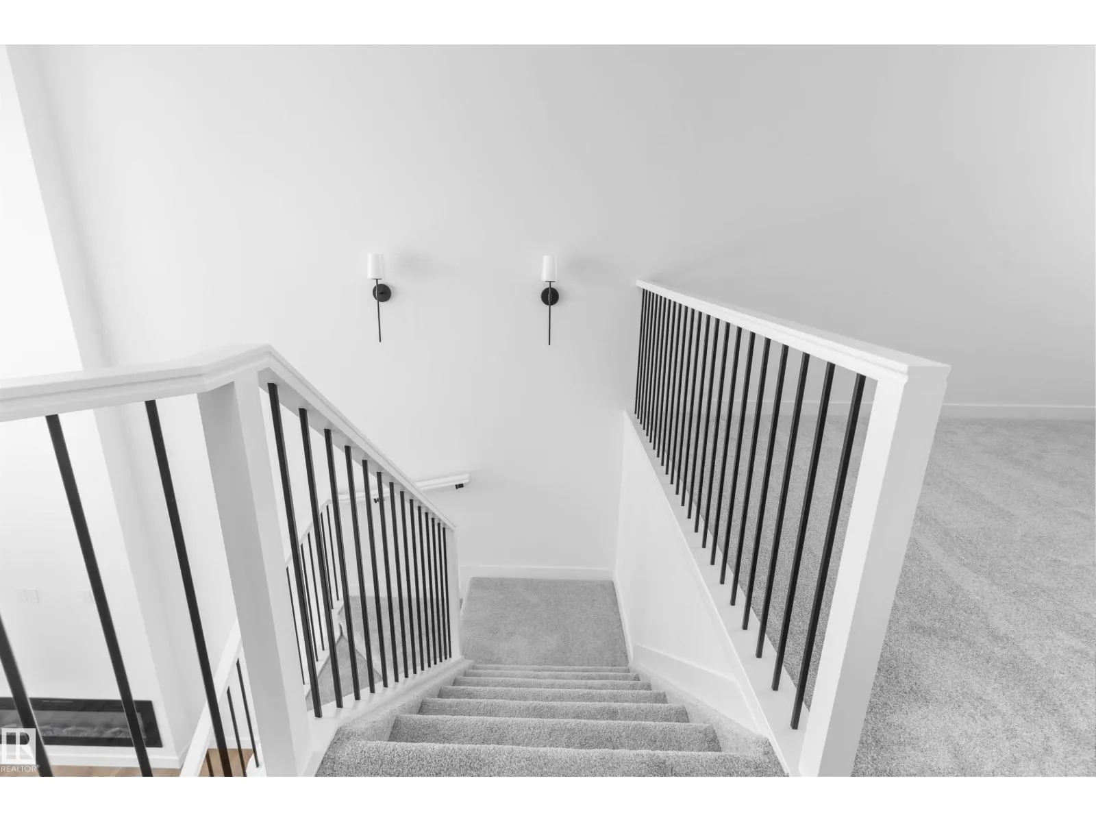 2224 5 AV NW