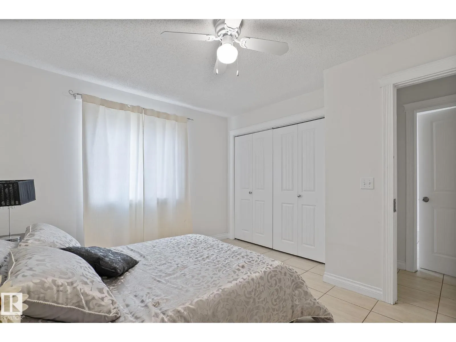 11918 68 ST NW
