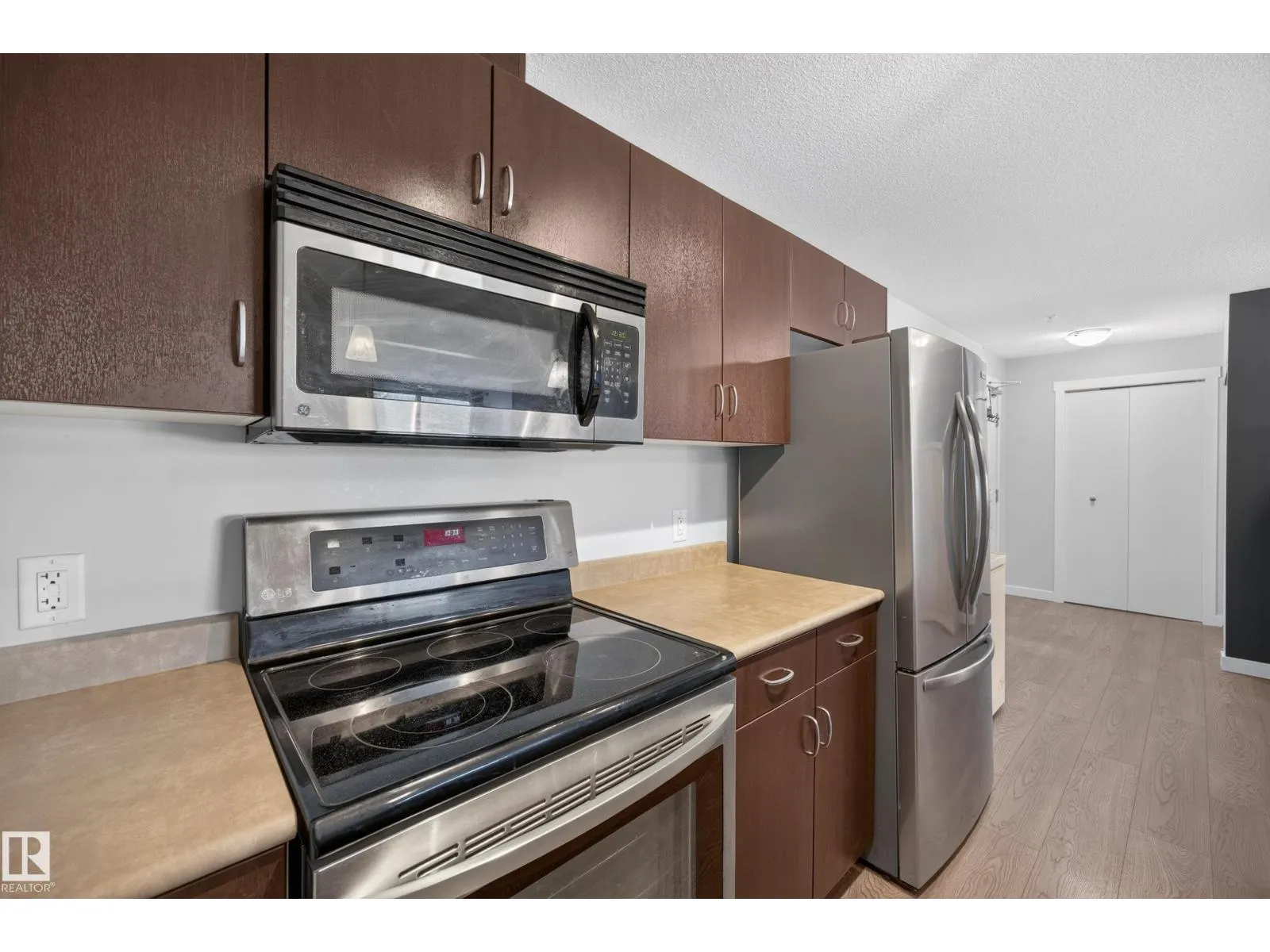 #326 1180 HYNDMAN RD NW