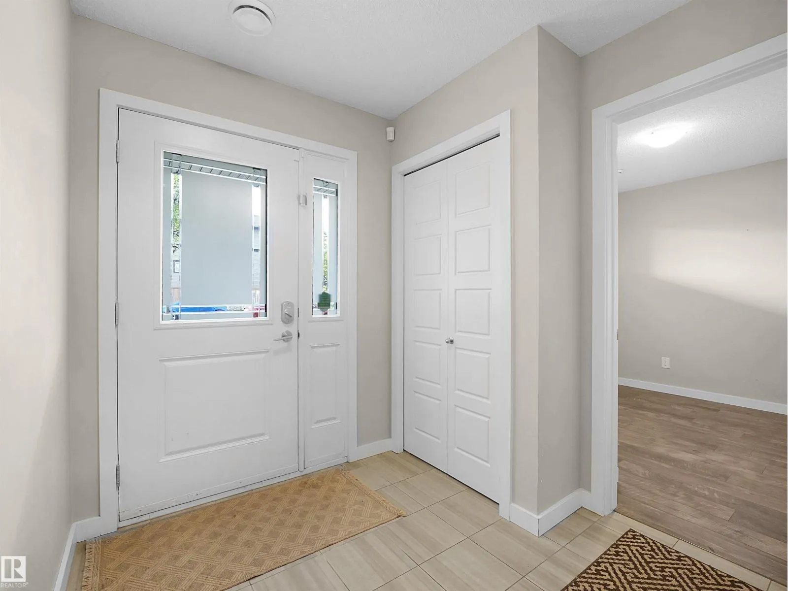 3346 15A AV NW