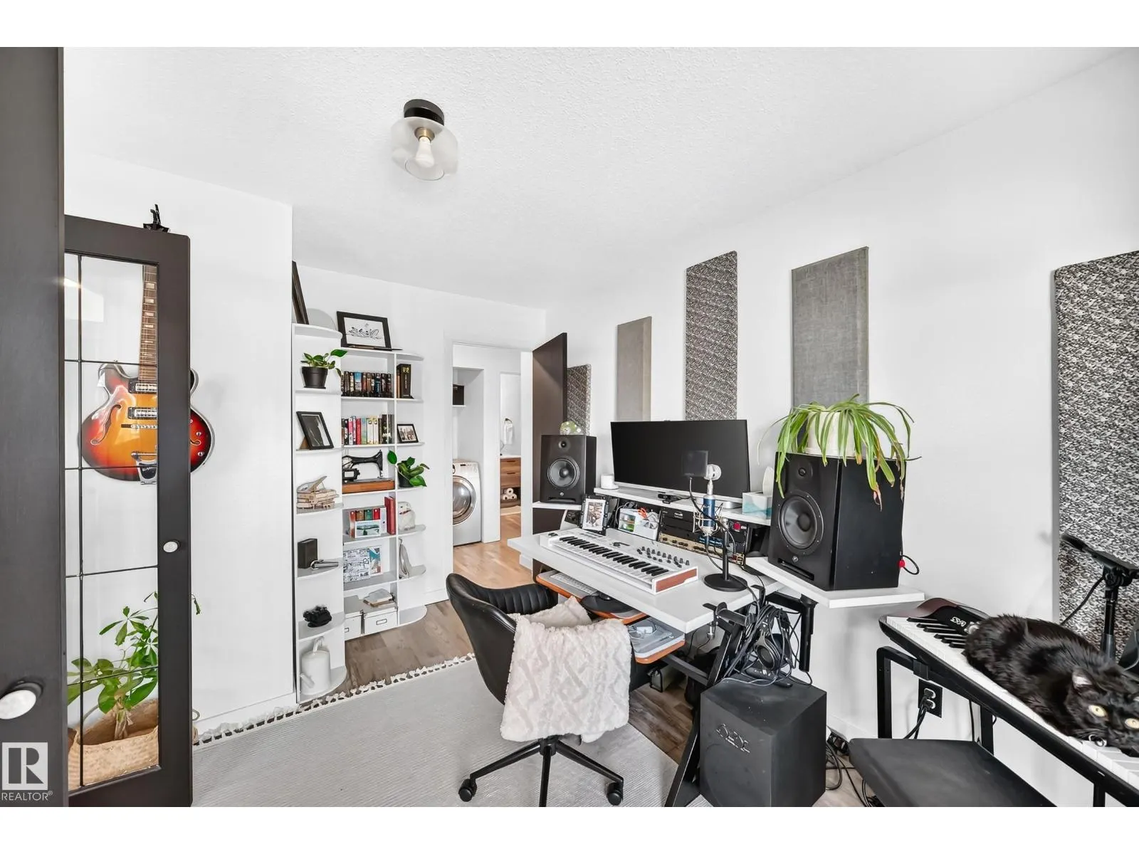#68 2204 118 ST NW